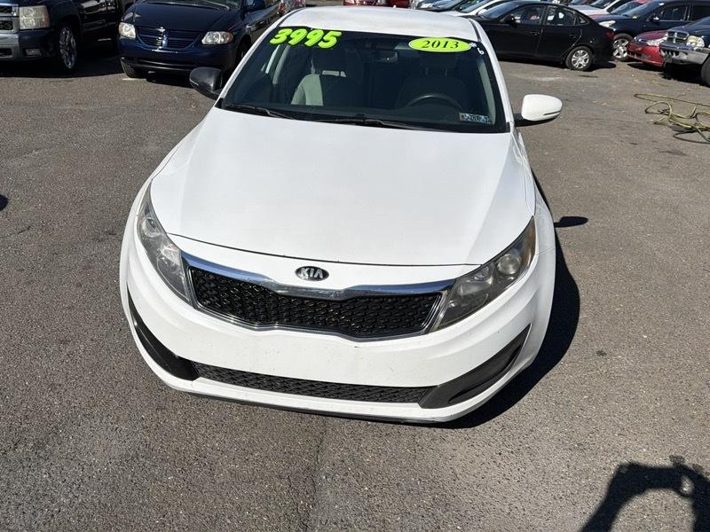 Kia Optima LX MT 2013
