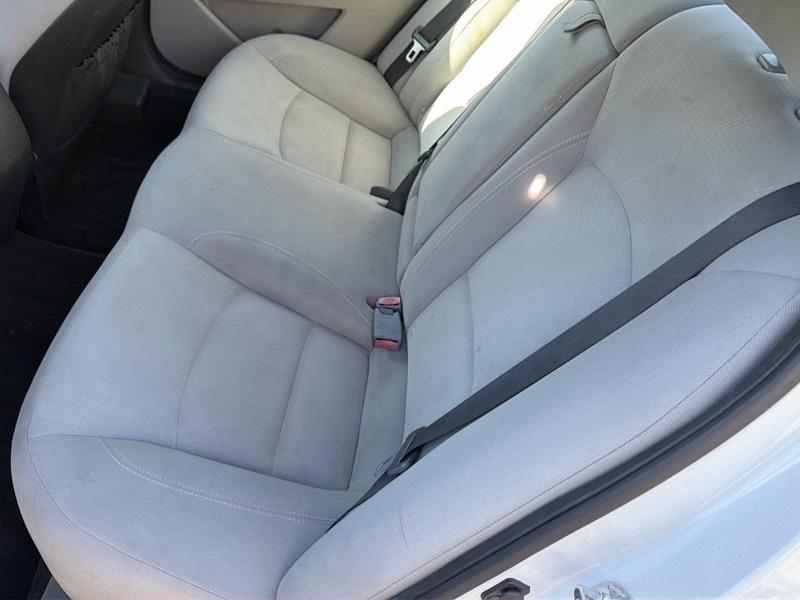 Kia Optima LX MT 2013