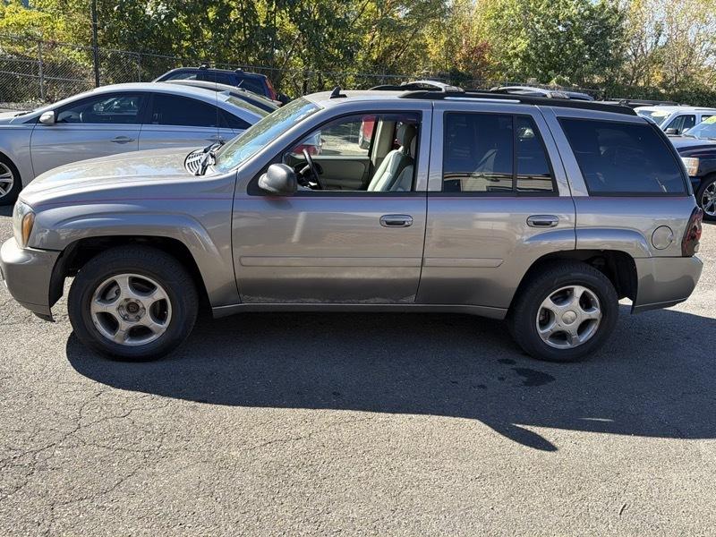 Chevrolet TrailBlazer LS 4WD 2006