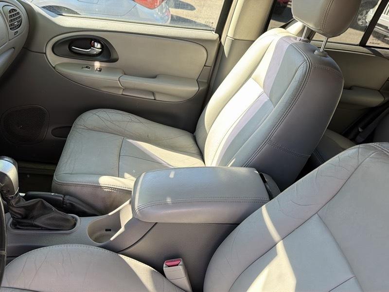 Chevrolet TrailBlazer LS 4WD 2006
