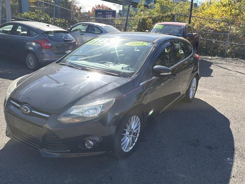Ford Focus Titanium Hatch 2014