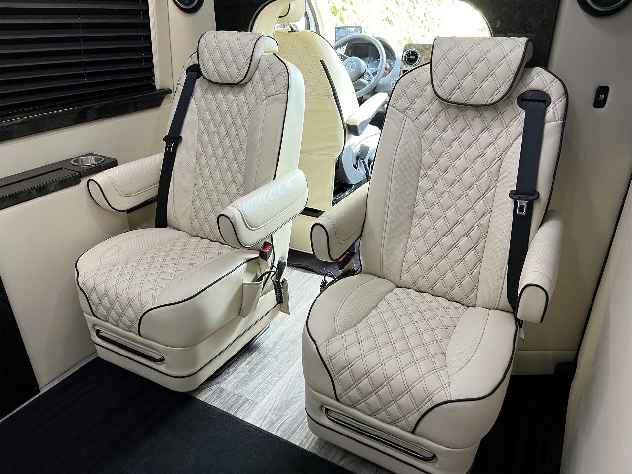 Mercedes-Benz Sprinter  2023 Mercedes-Benz Sprinter  2023
