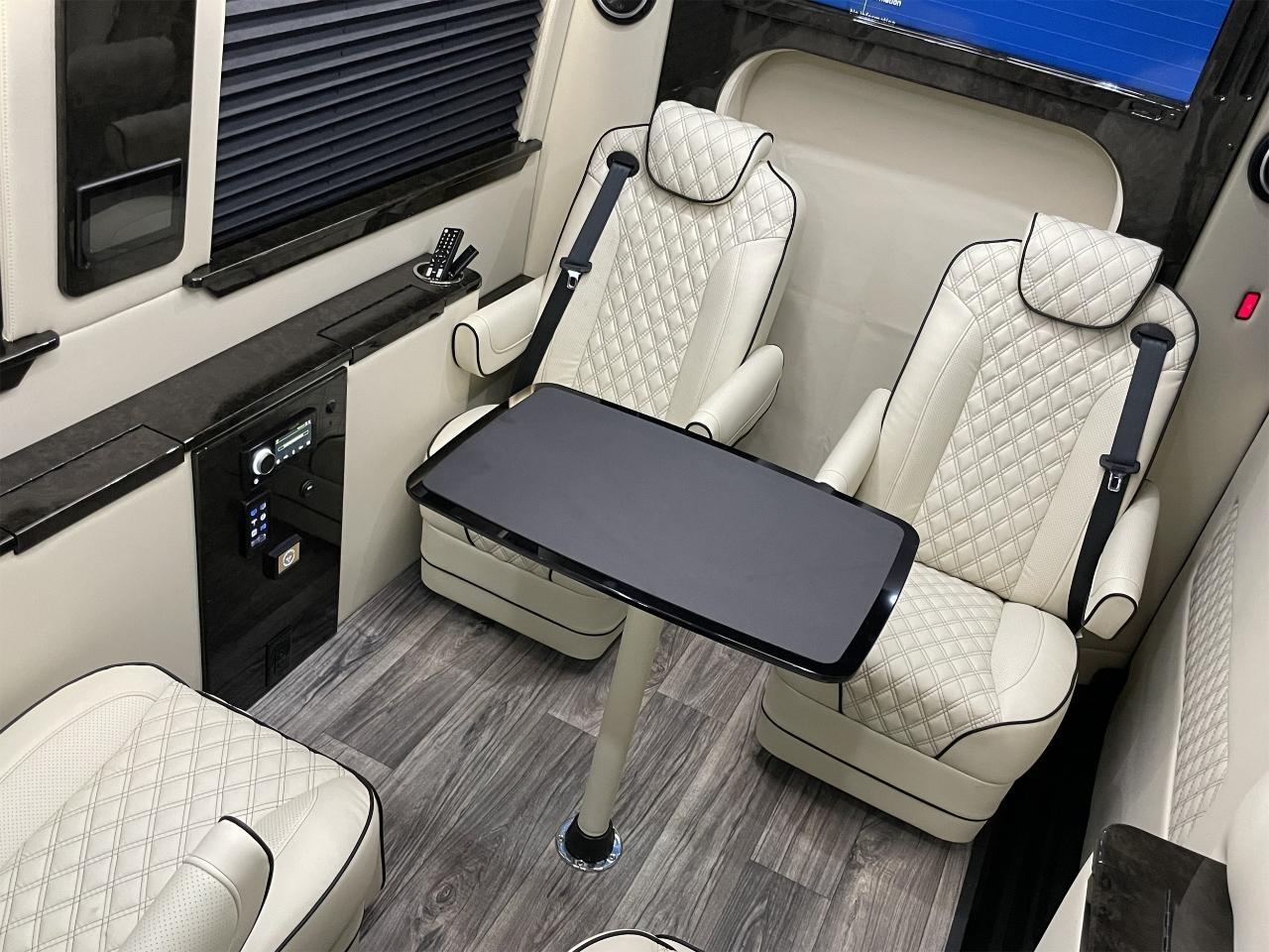 Mercedes-Benz Sprinter  2023
