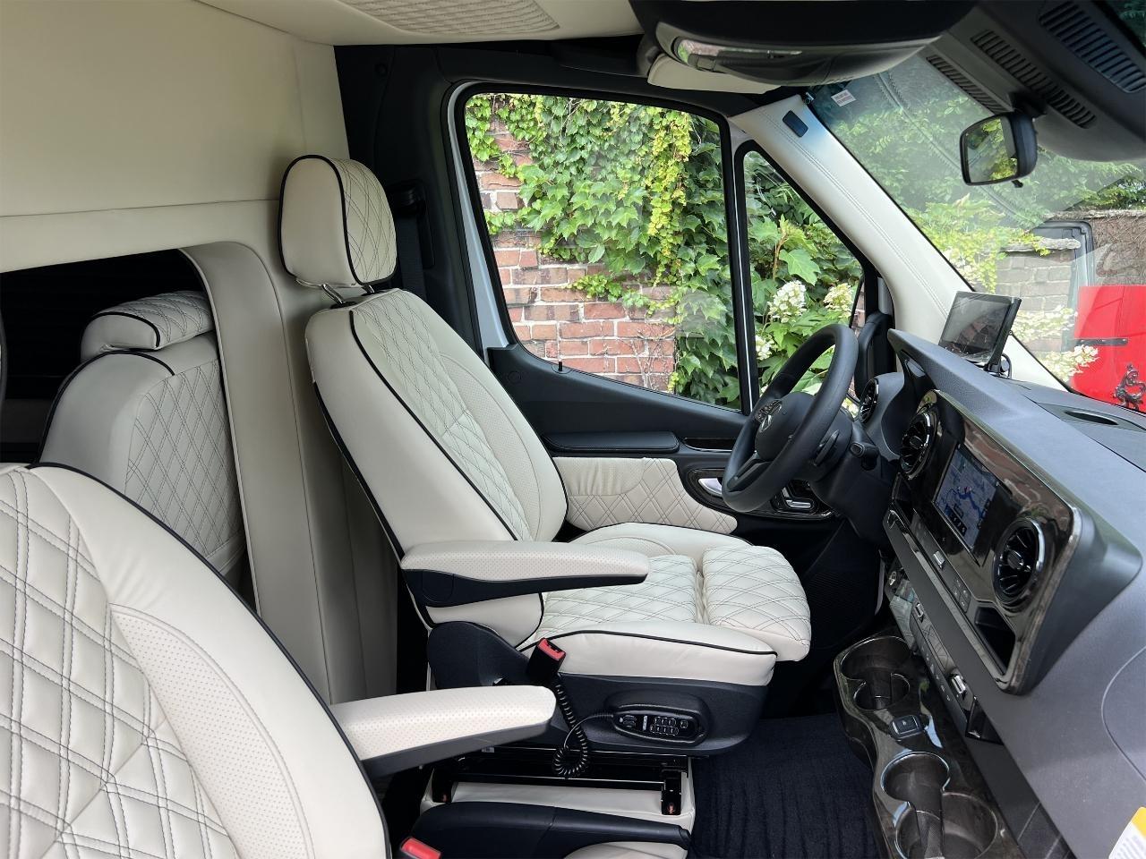 Mercedes-Benz Sprinter  2023
