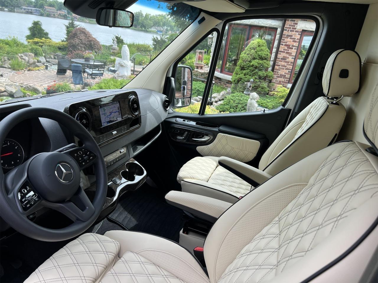 Mercedes-Benz Sprinter  2023