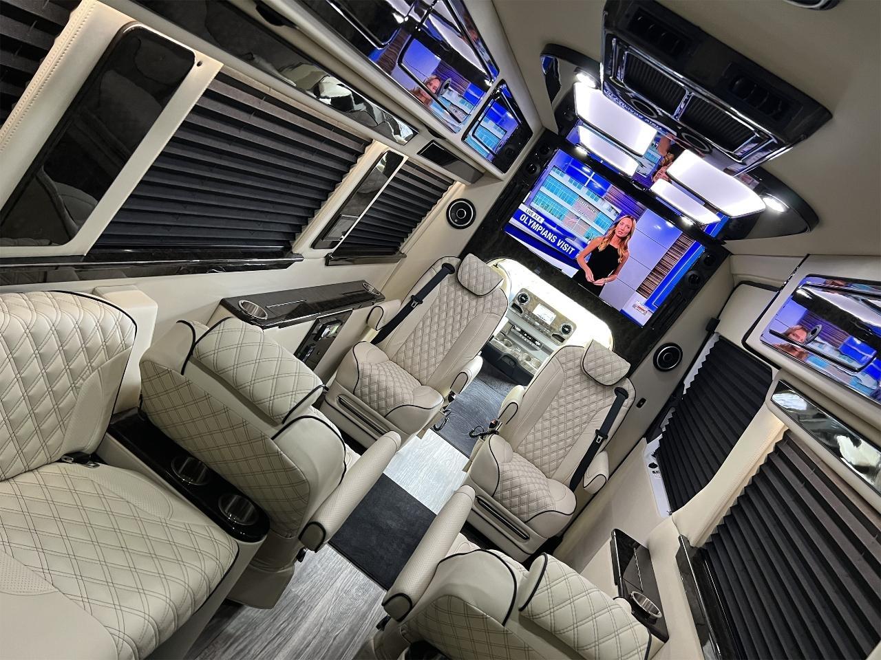 Mercedes-Benz Sprinter  2023