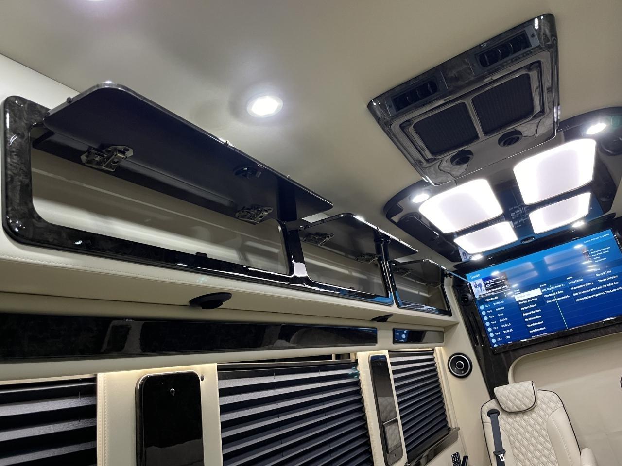 Mercedes-Benz Sprinter  2023