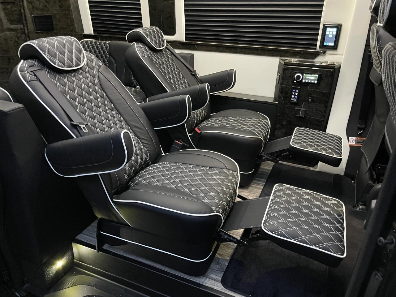 Mercedes-Benz Sprinter  2025