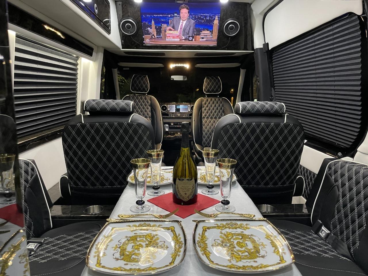 Mercedes-Benz Sprinter  2025