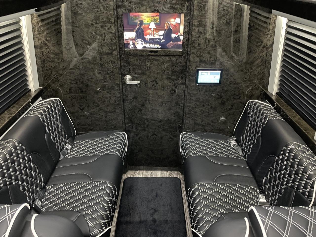 Mercedes-Benz Sprinter  2025
