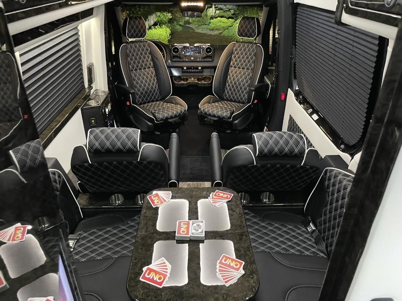 Mercedes-Benz Sprinter  2025