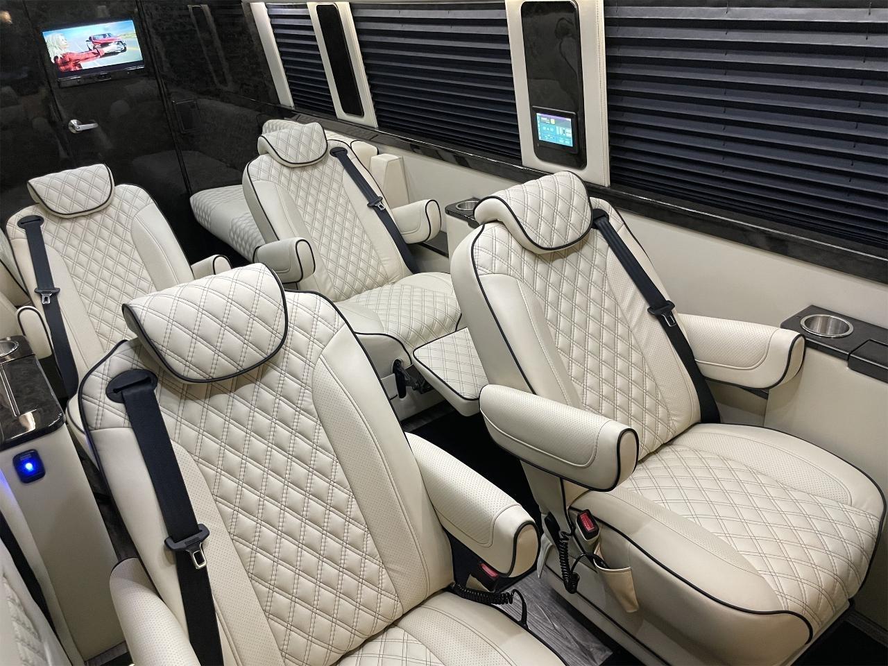 Mercedes-Benz Sprinter  2023