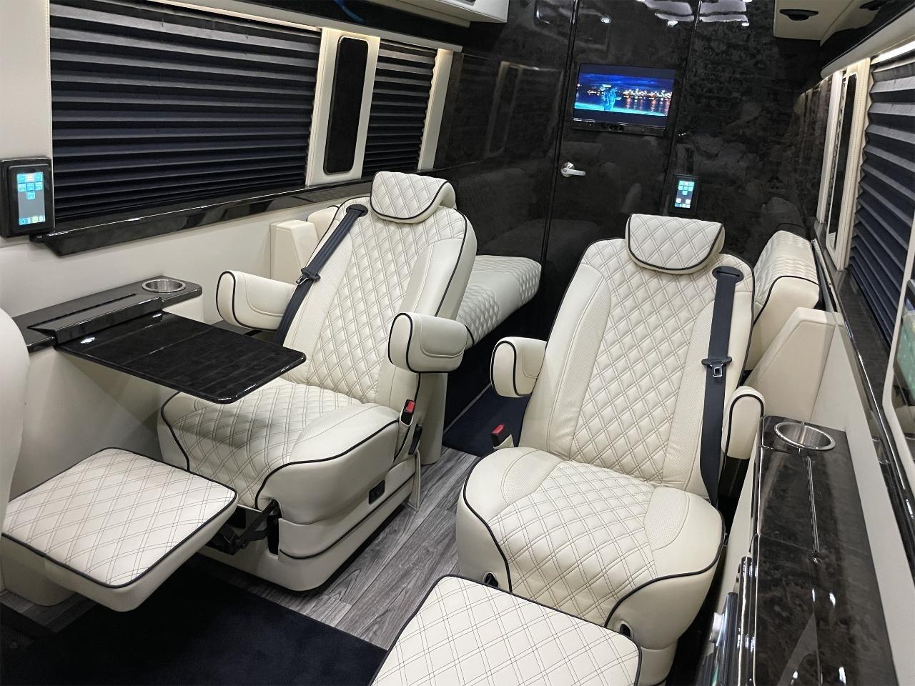Mercedes-Benz Sprinter  2023