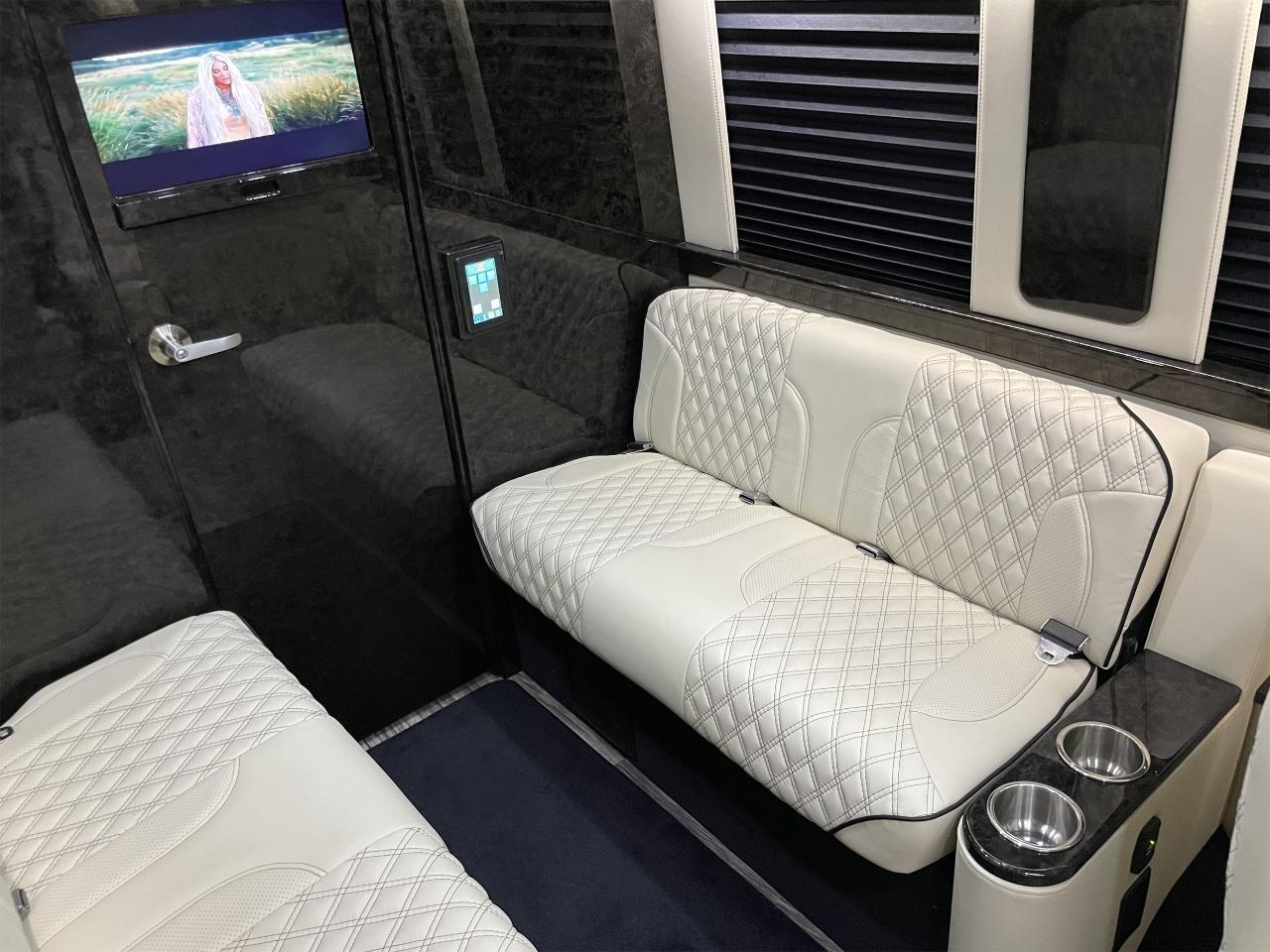 Mercedes-Benz Sprinter  2023