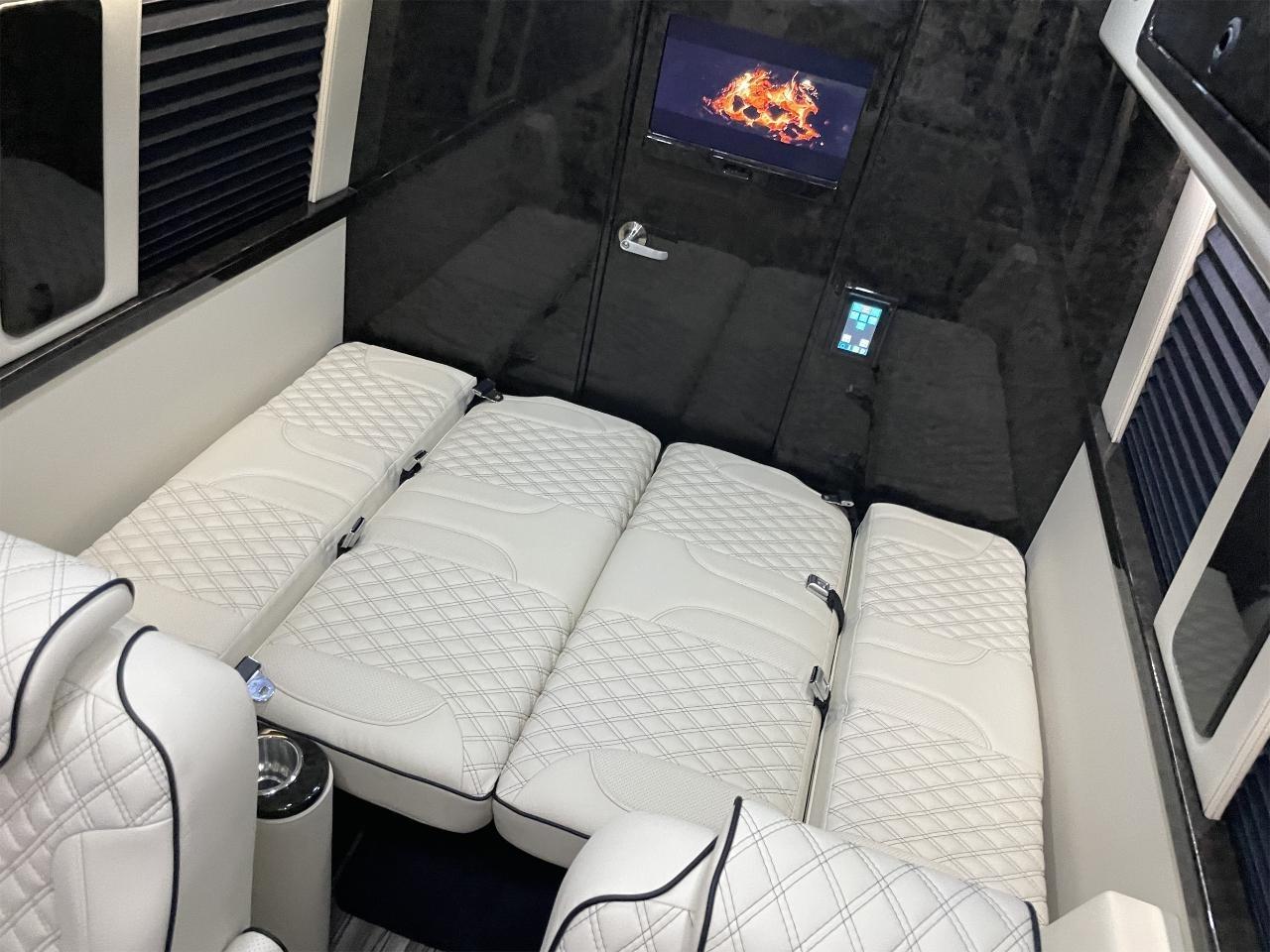 Mercedes-Benz Sprinter  2023