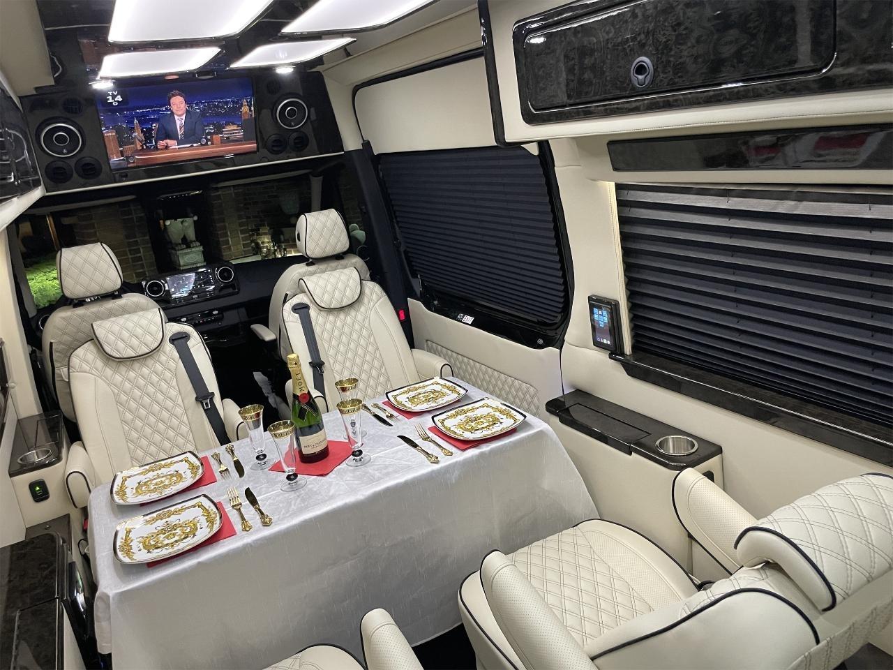Mercedes-Benz Sprinter  2023