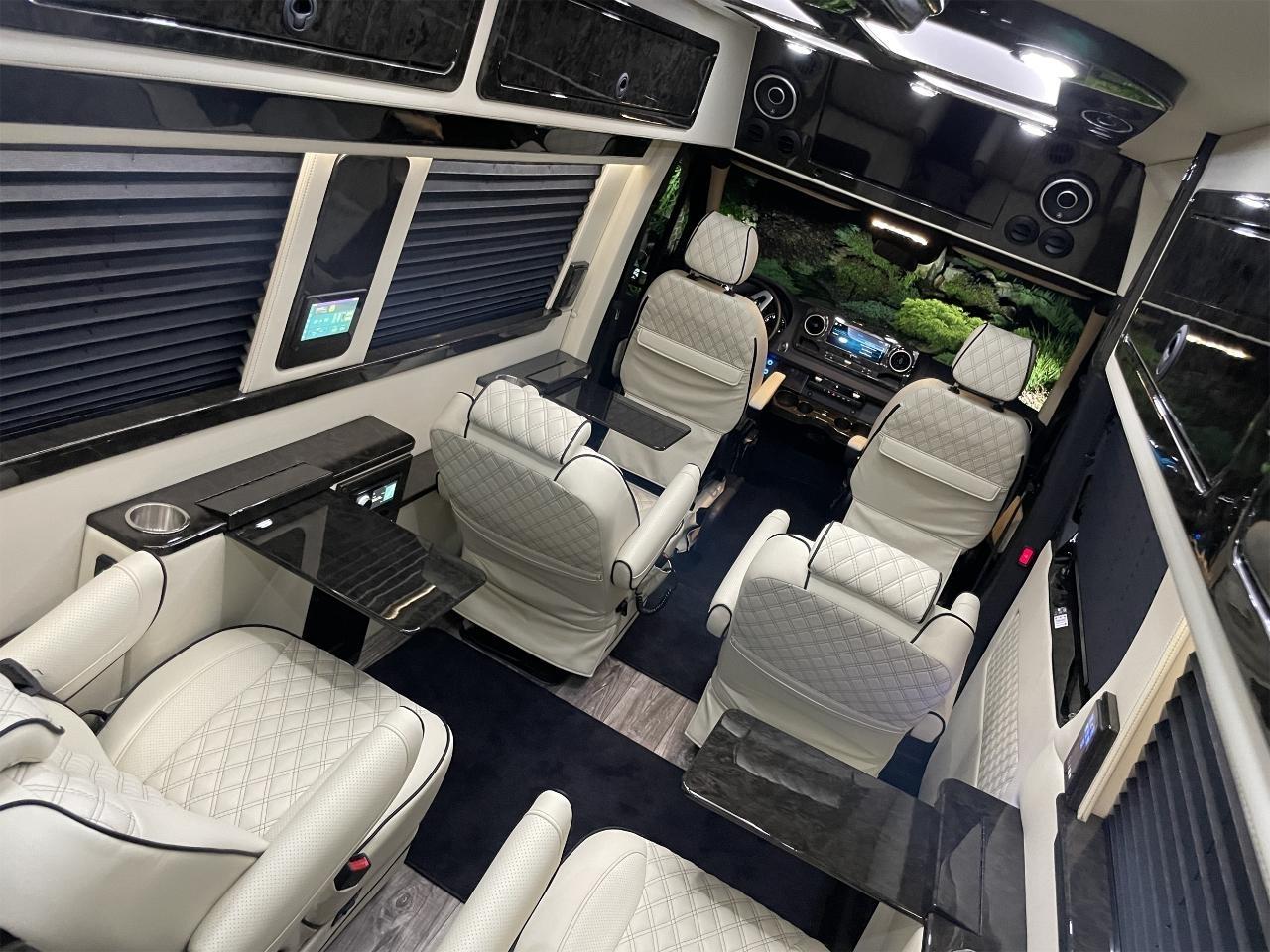 Mercedes-Benz Sprinter  2023