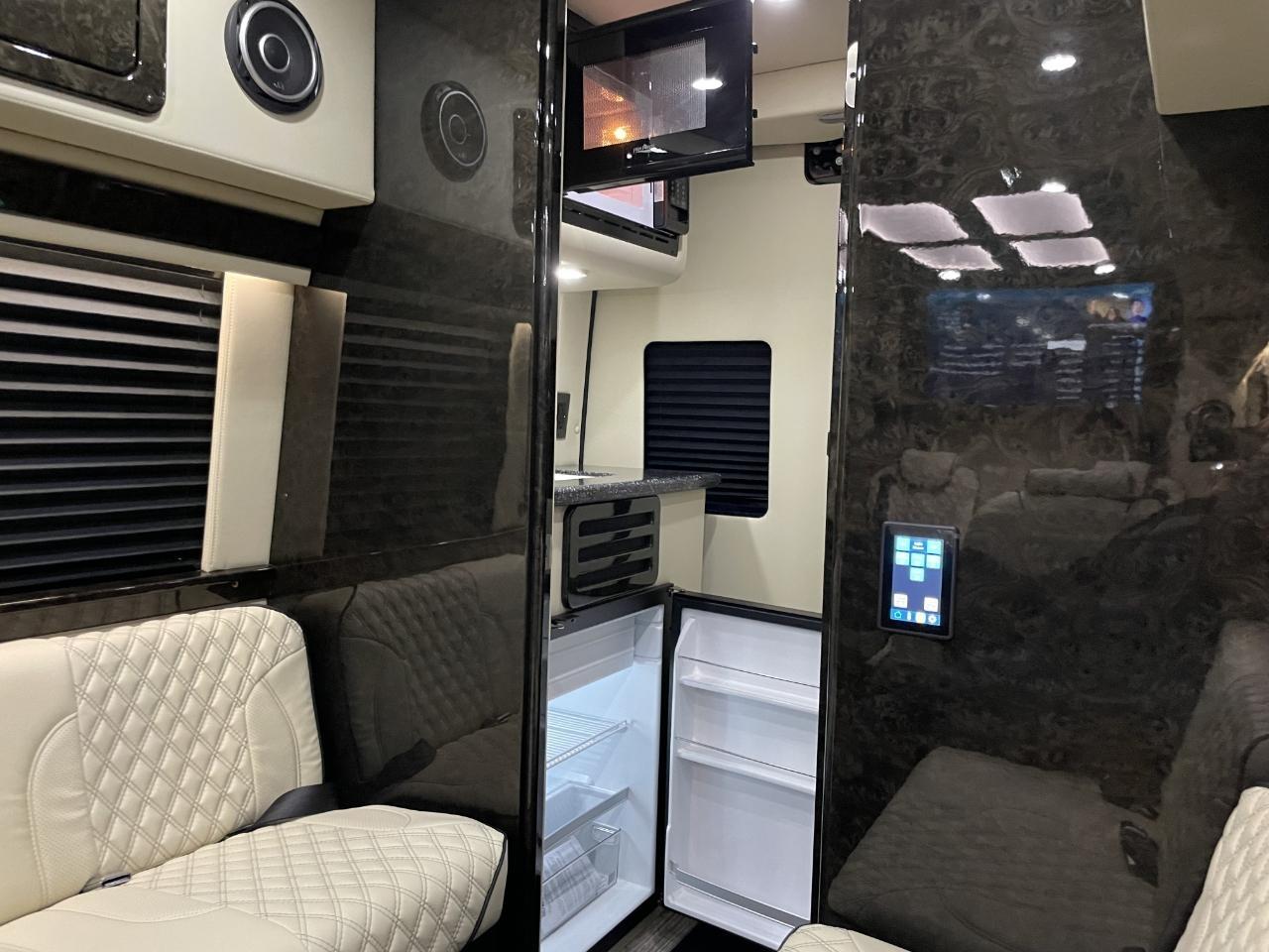 Mercedes-Benz Sprinter  2023