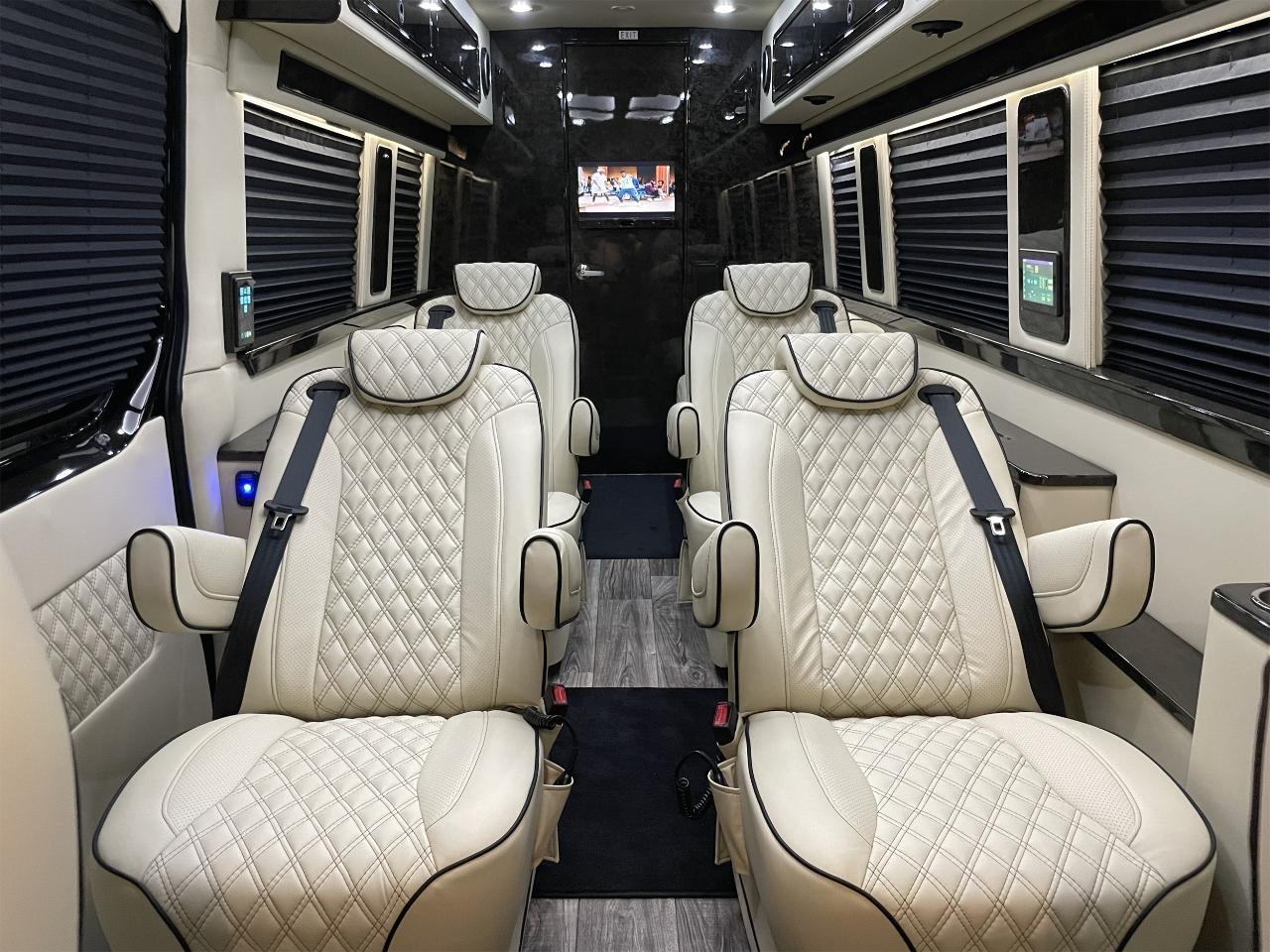 Mercedes-Benz Sprinter  2023