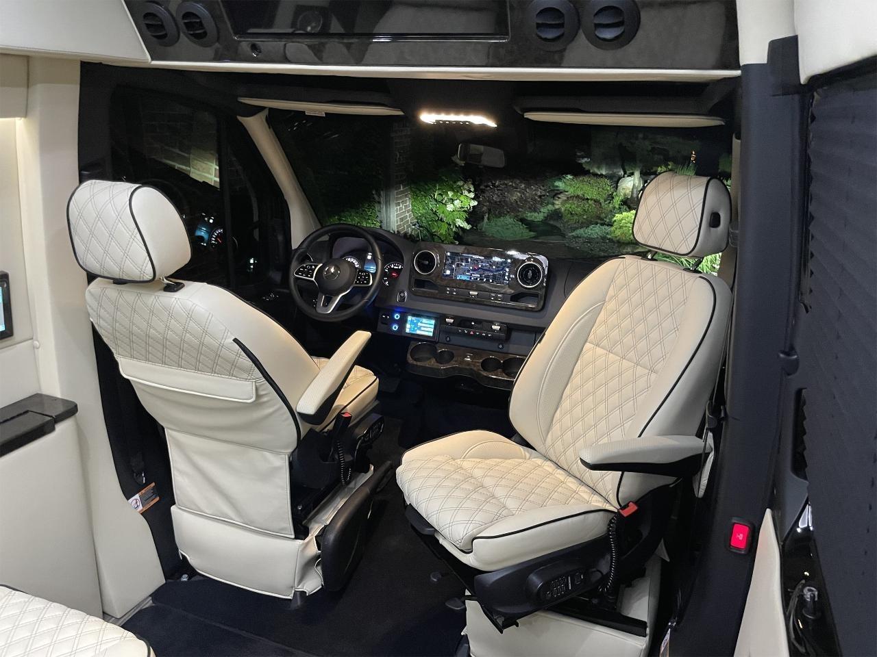 Mercedes-Benz Sprinter  2023
