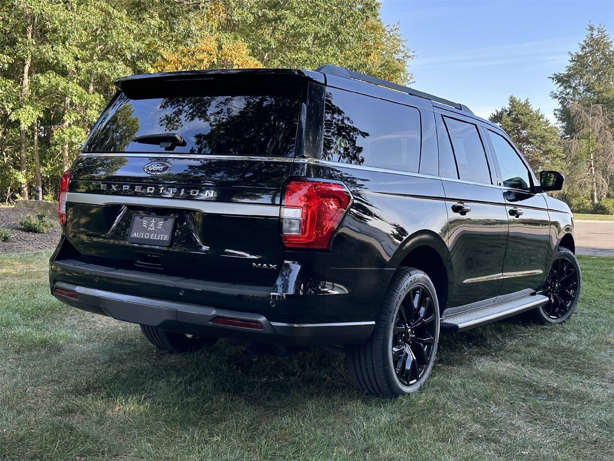 Ford Expedition  2023