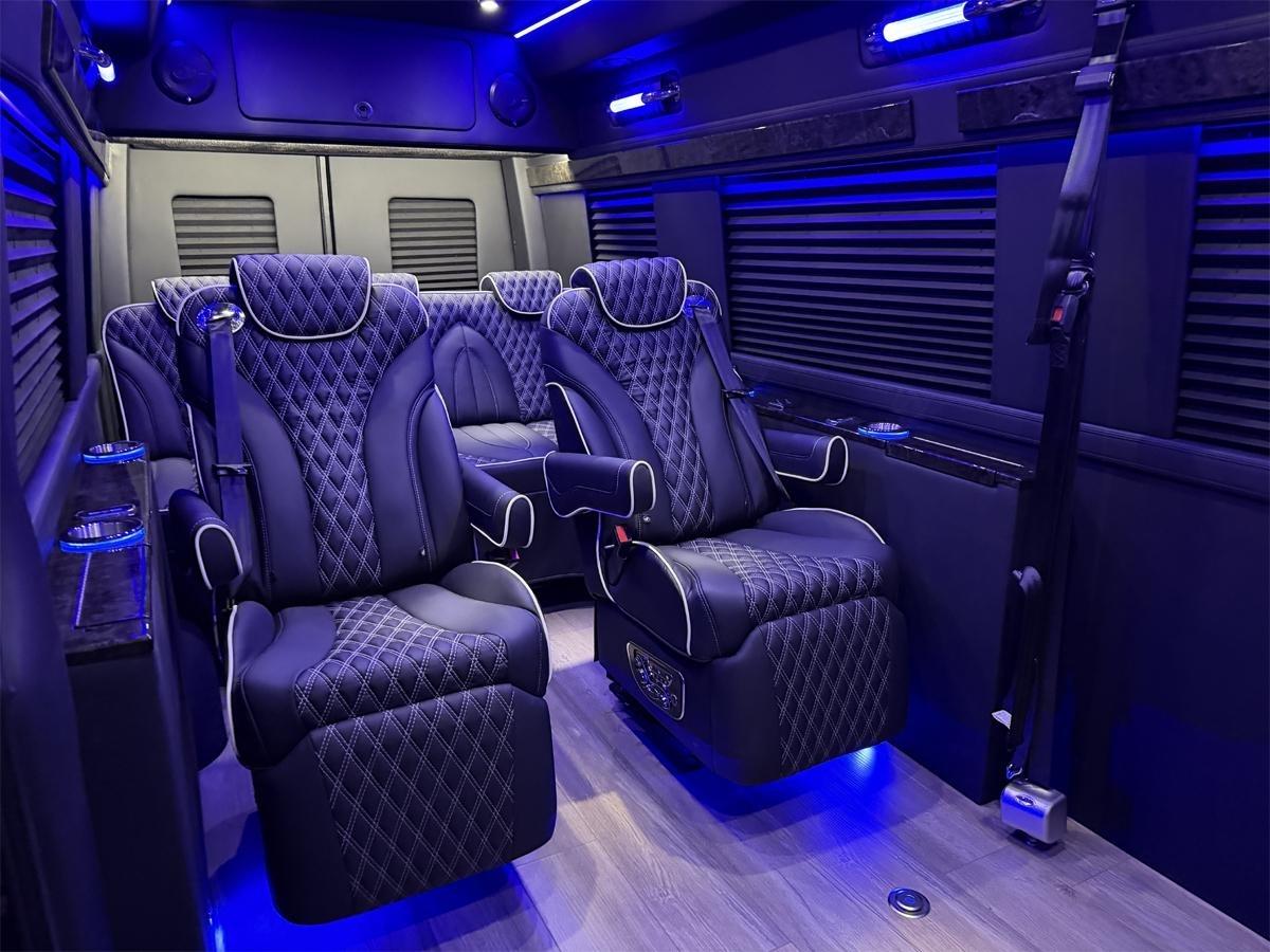 Mercedes-Benz Sprinter 2500 170-in. WB 2024