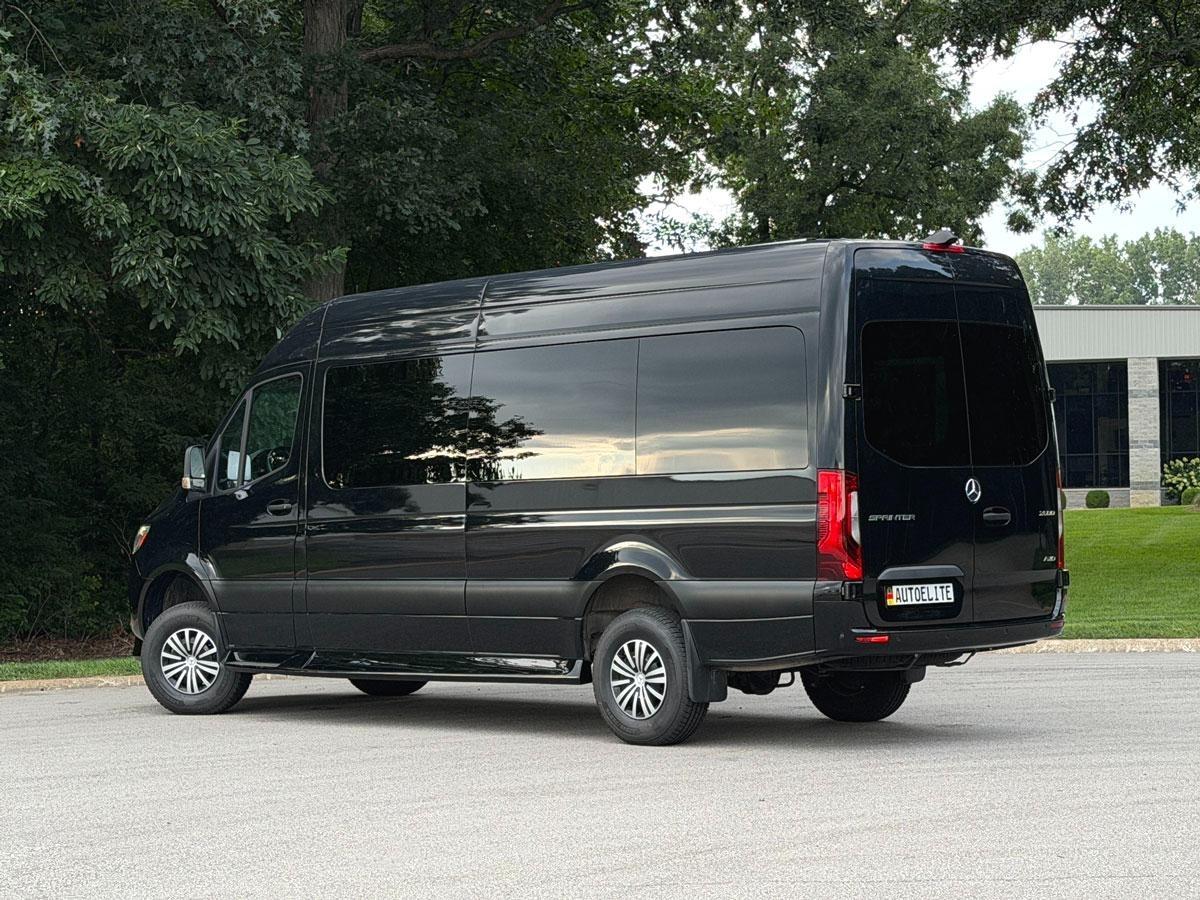 Mercedes-Benz Sprinter 2500 170-in. WB 2024