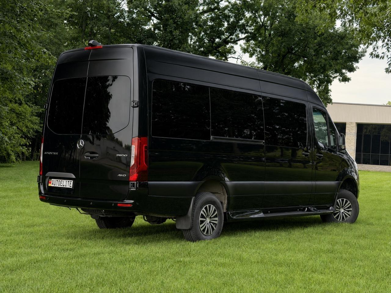 Mercedes-Benz Sprinter 2500 170-in. WB 2024