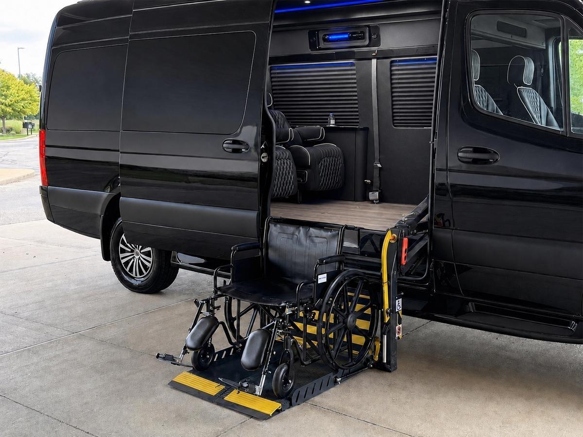 Mercedes-Benz Sprinter 2500 170-in. WB 2024