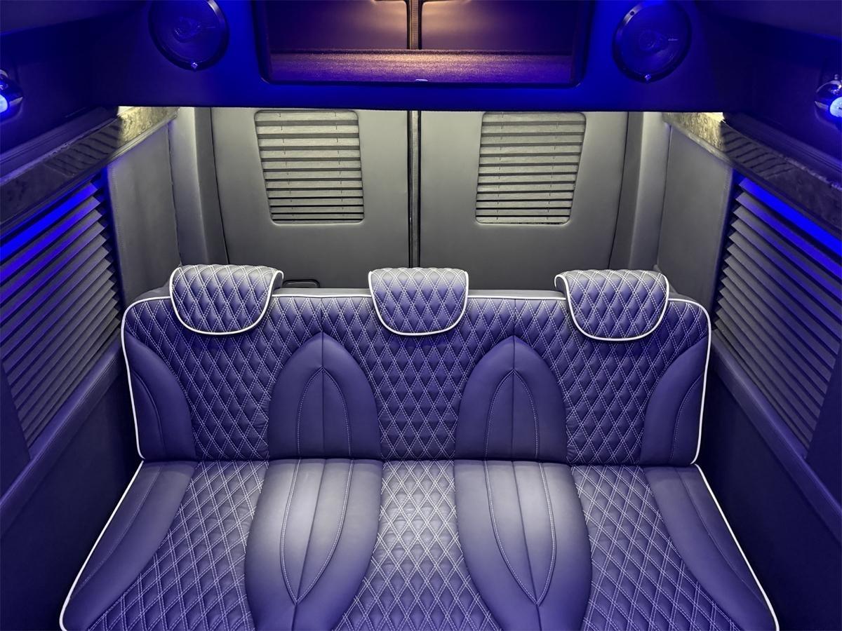 Mercedes-Benz Sprinter 2500 170-in. WB 2024