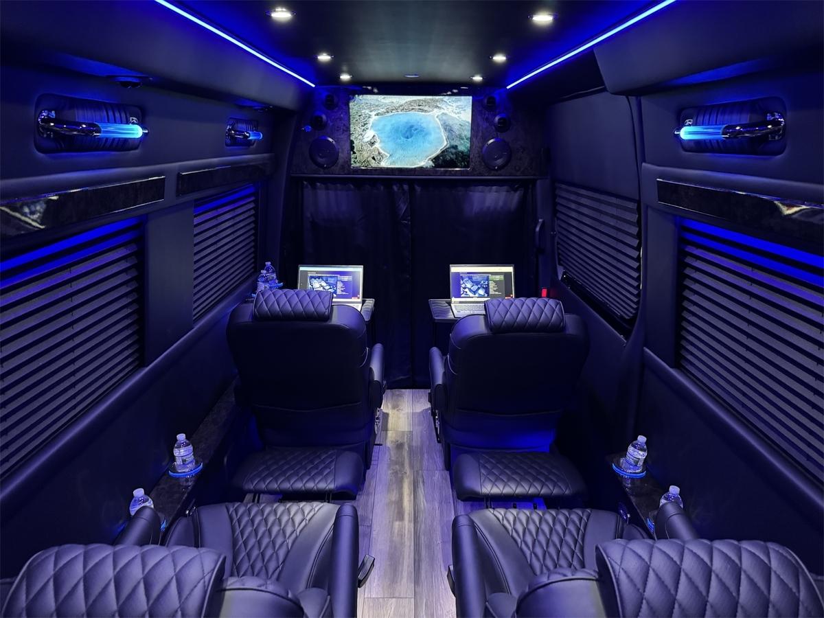 Mercedes-Benz Sprinter 2500 170-in. WB 2024