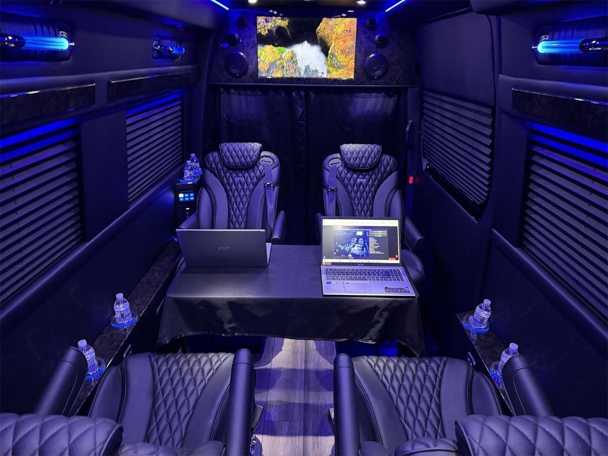 Mercedes-Benz Sprinter 2500 170-in. WB 2024