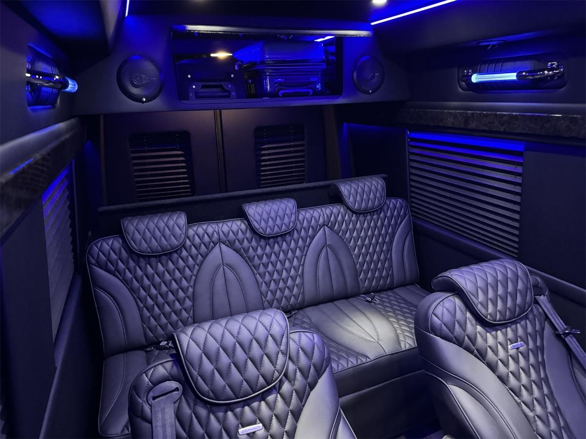 Mercedes-Benz Sprinter 2500 170-in. WB 2024