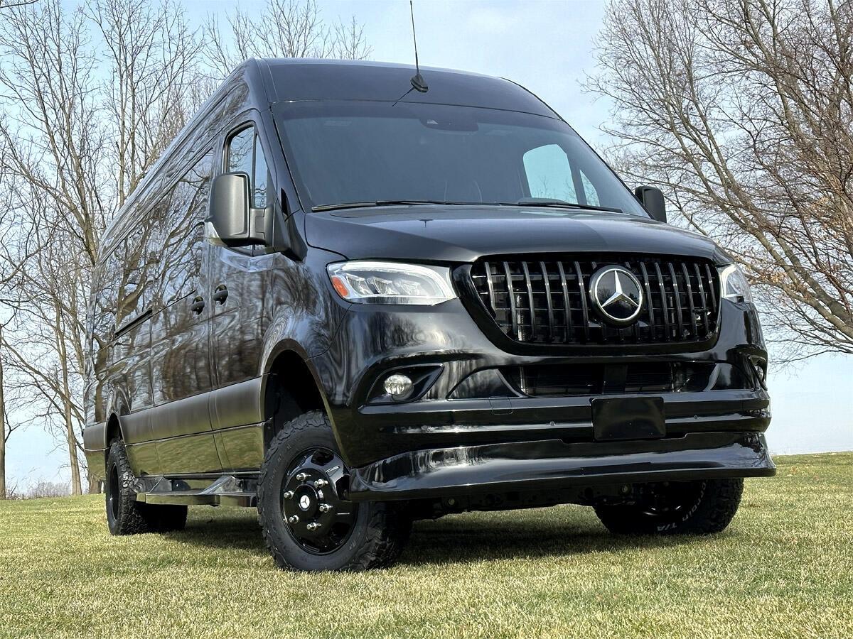 Mercedes-Benz Sprinter  2024