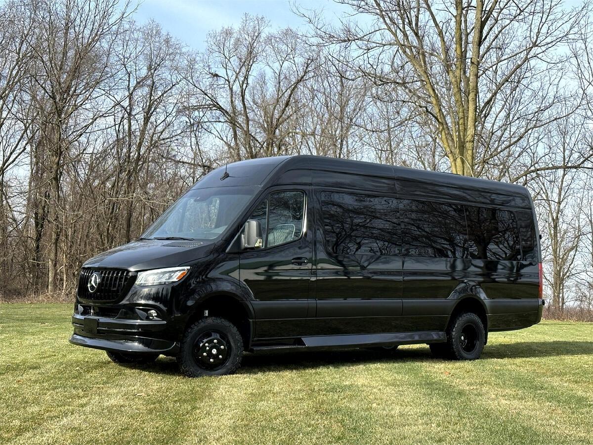 Mercedes-Benz Sprinter  2024