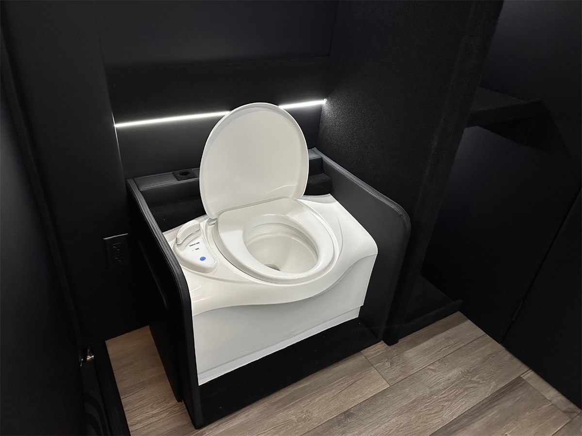 Mercedes-Benz Sprinter 3500 XD 170-in. WB 2024