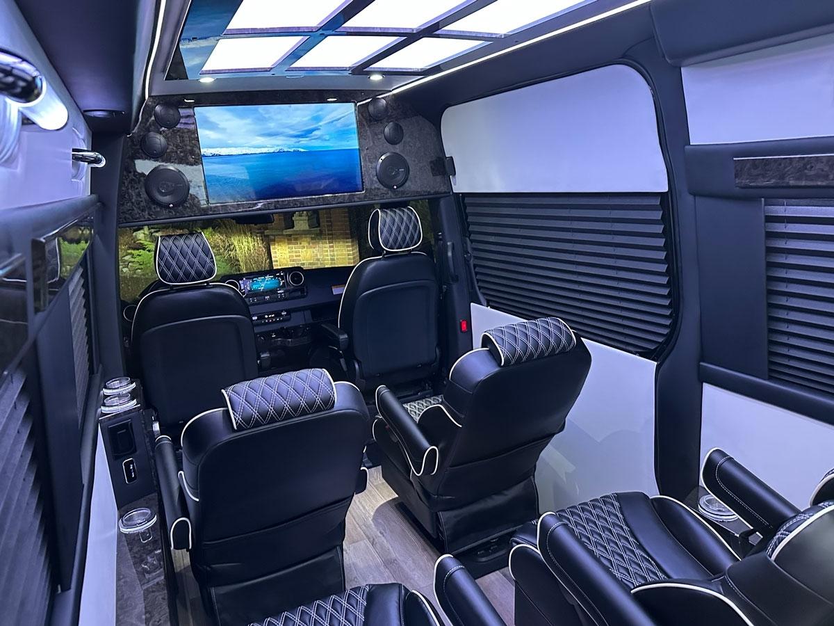 Mercedes-Benz Sprinter  2024