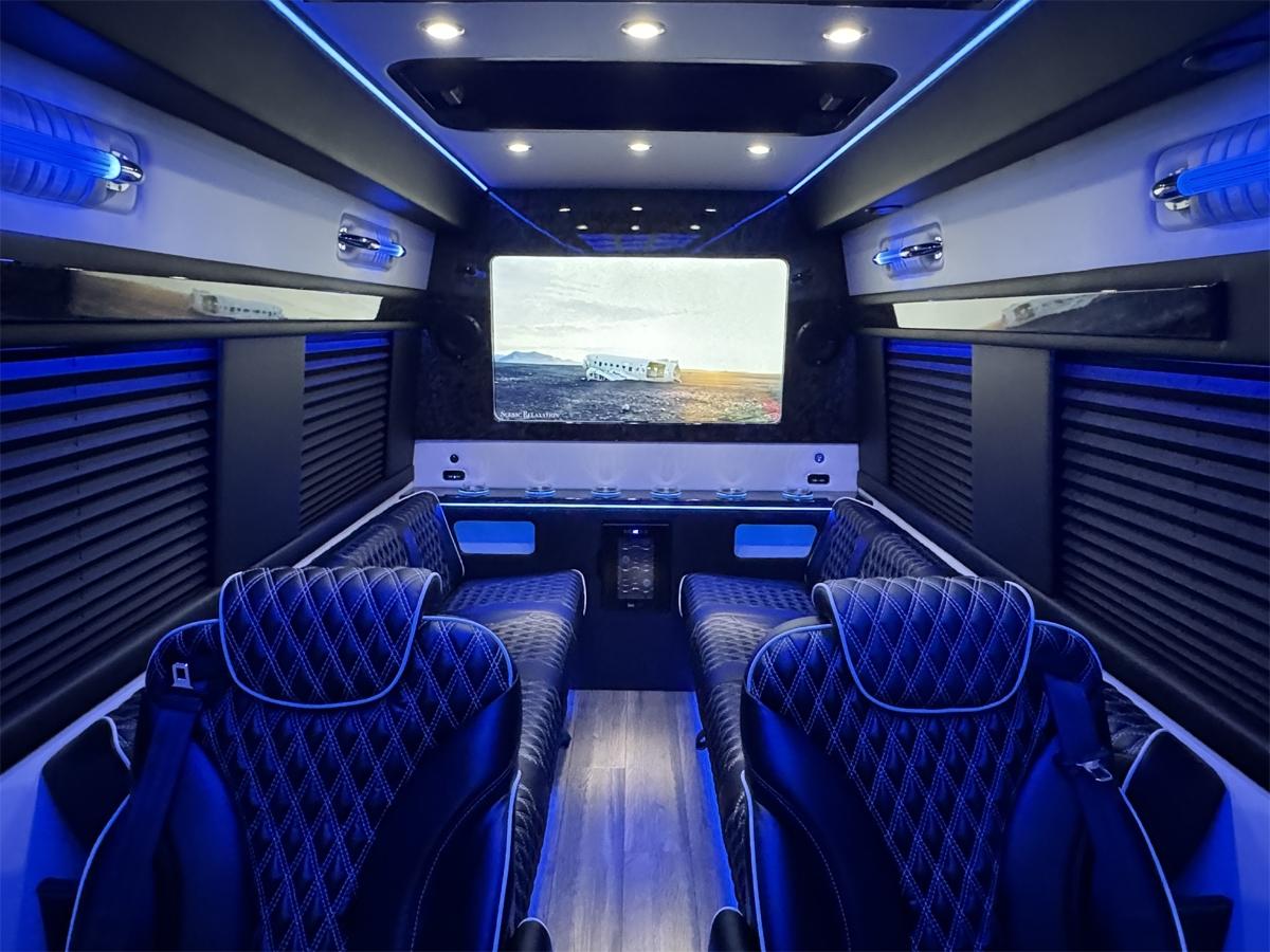 Mercedes-Benz Sprinter  2024