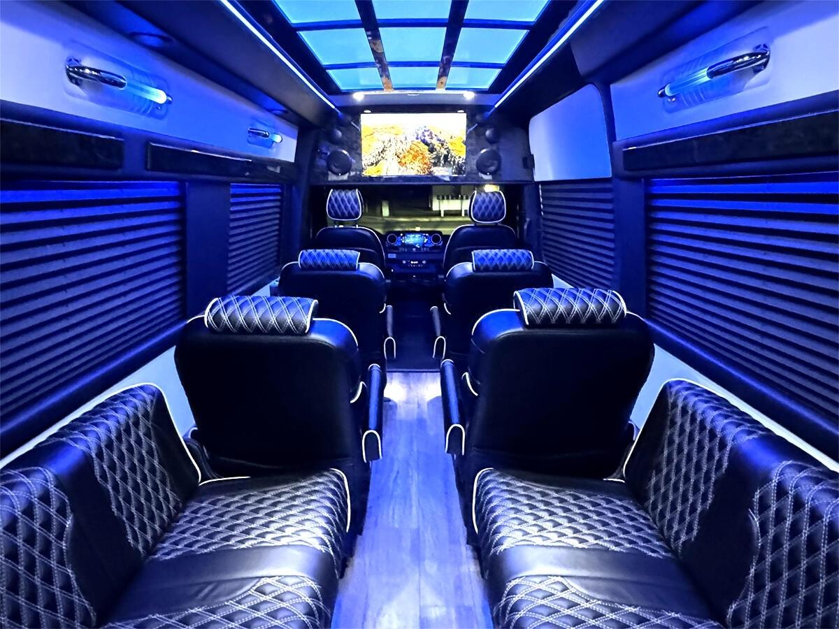 Mercedes-Benz Sprinter  2024