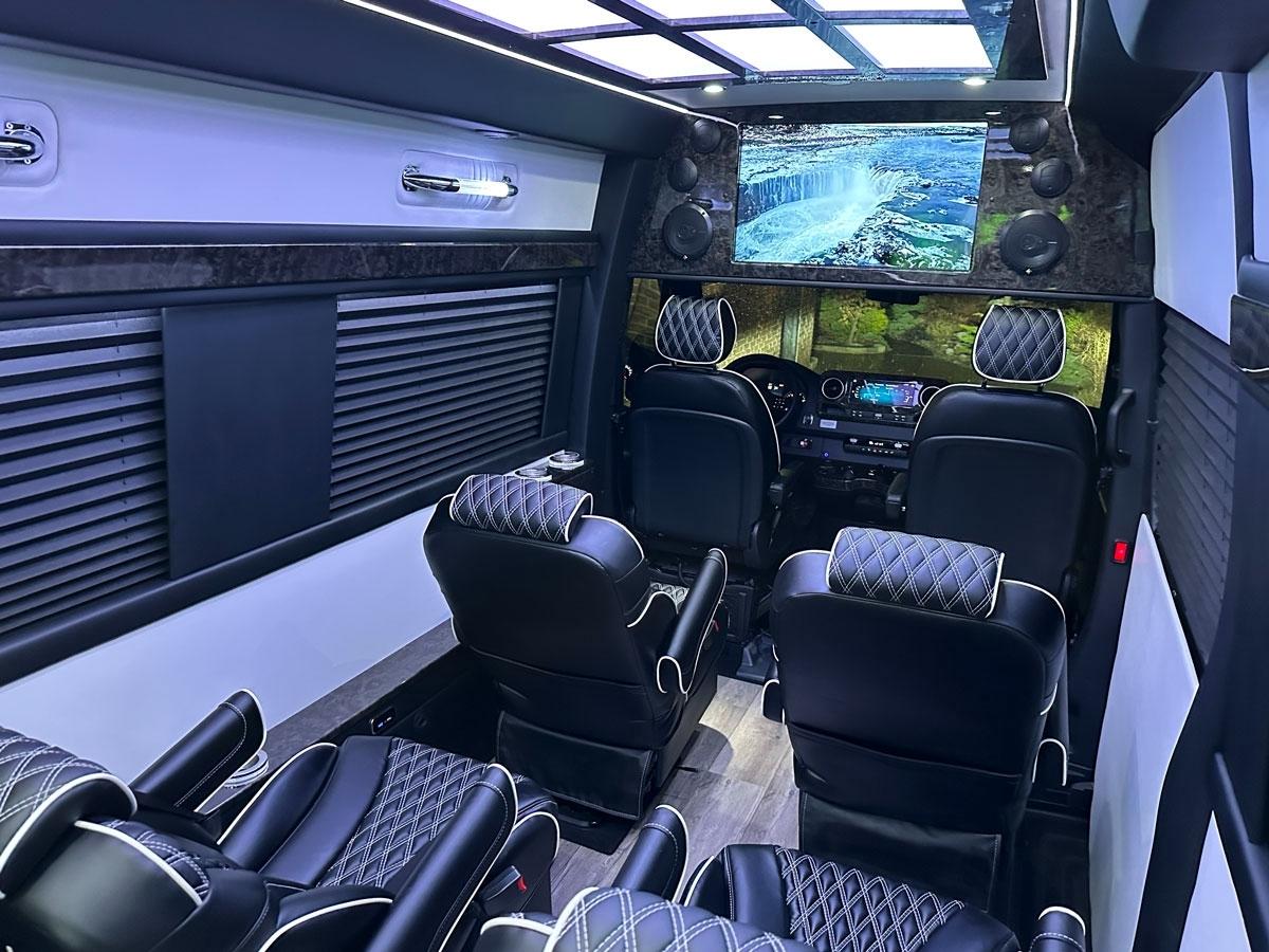 Mercedes-Benz Sprinter  2024