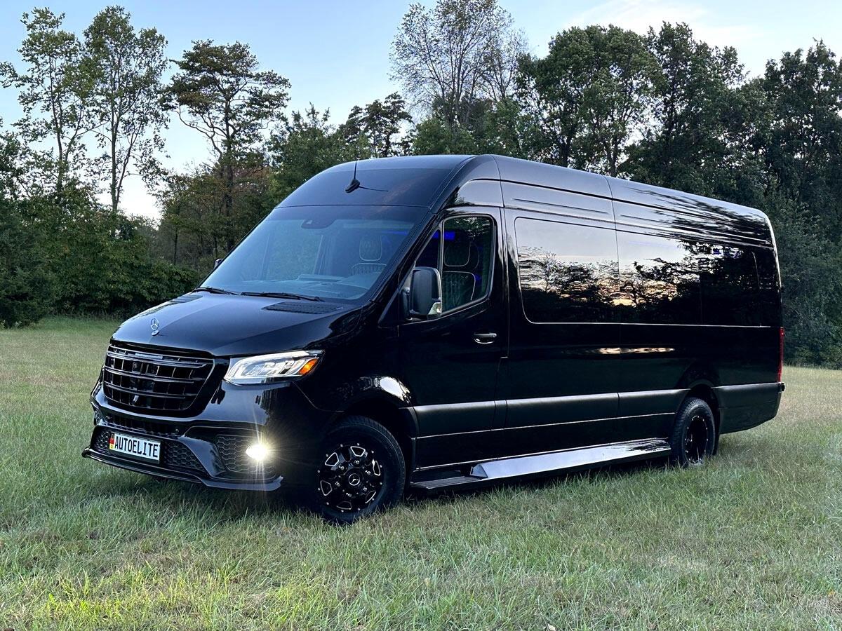Mercedes-Benz Sprinter  2024