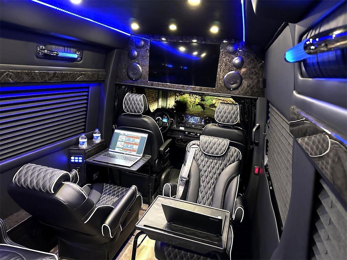 Mercedes-Benz Sprinter 3500 XD 170-in. WB 2024