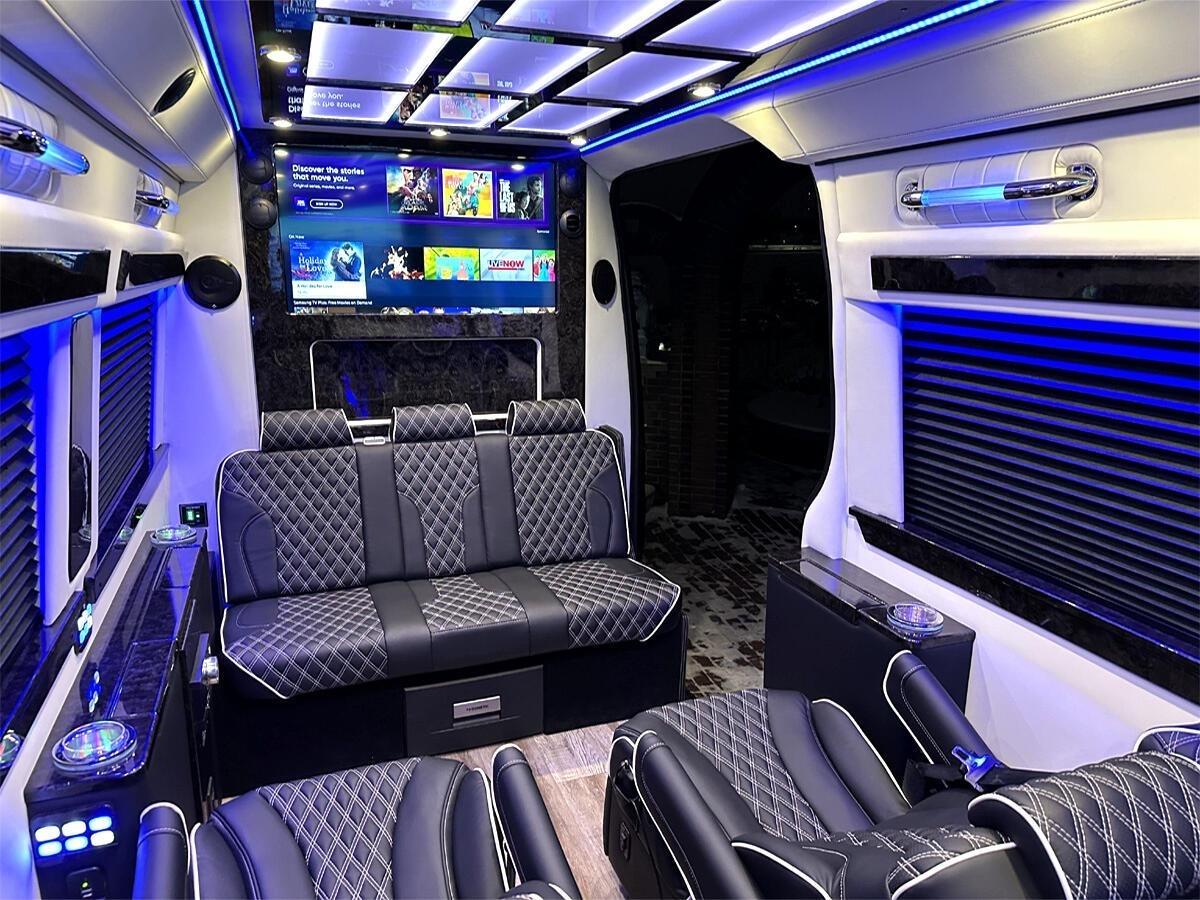 Mercedes-Benz Sprinter 3500 XD 170-in. WB 2022