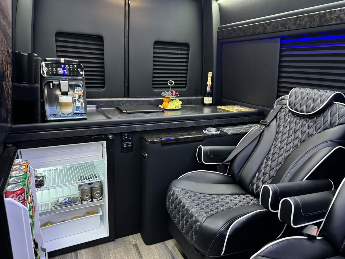 Mercedes-Benz Sprinter 3500 XD 170-in. WB 2024