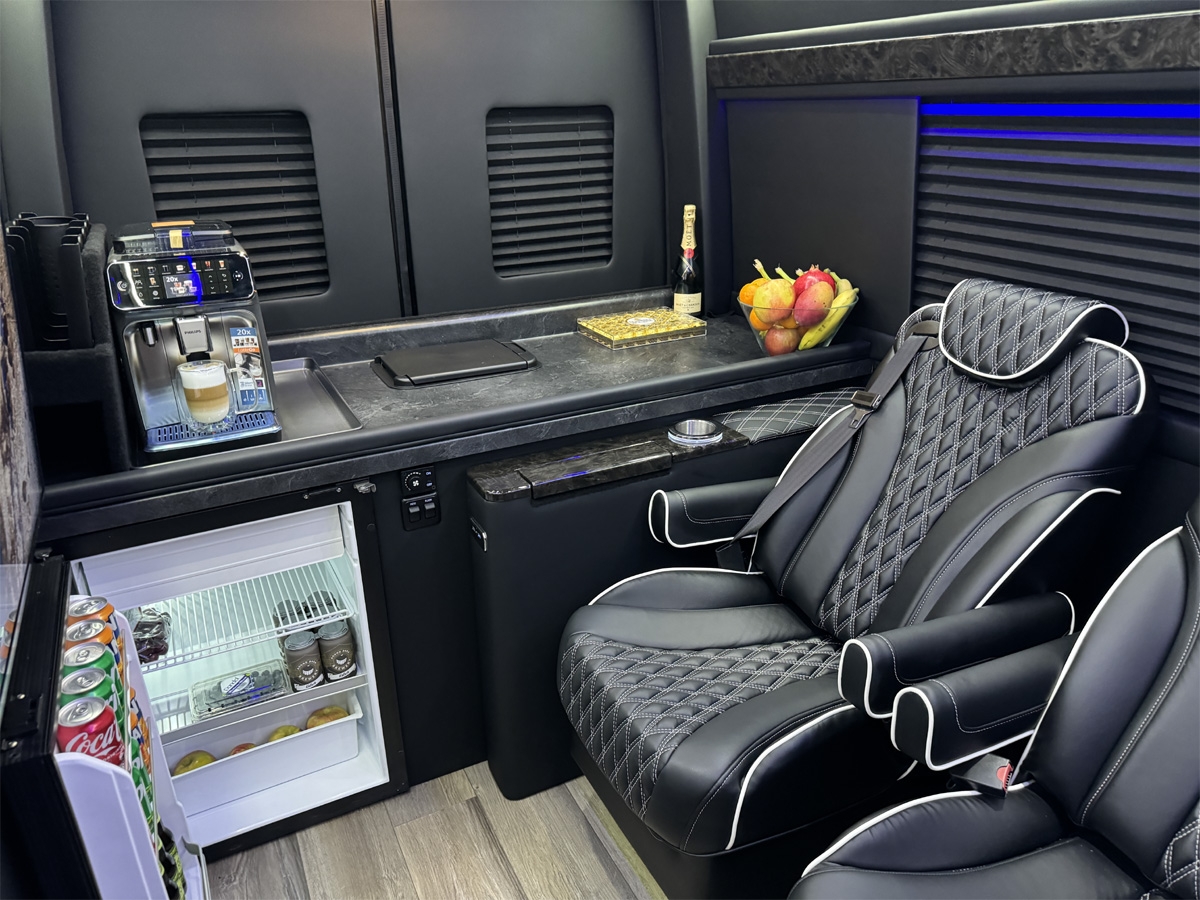 Mercedes-Benz Sprinter 3500 XD 170-in. WB 2024