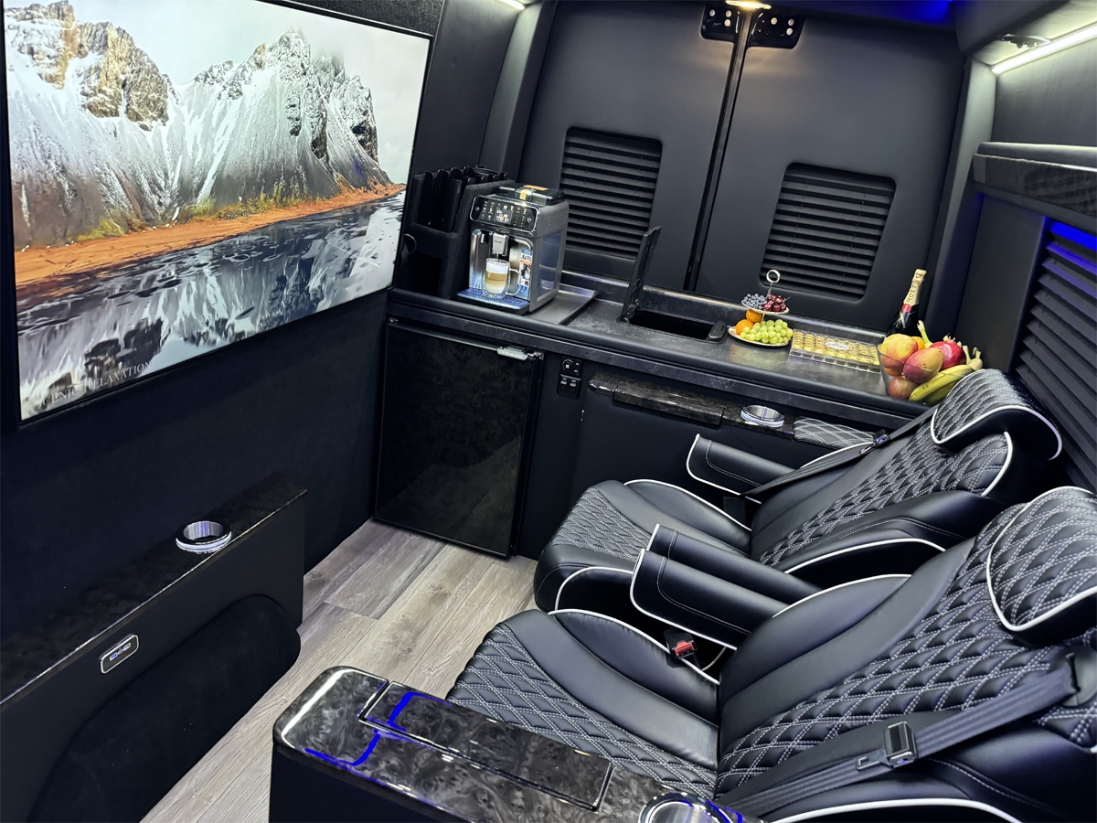 Mercedes-Benz Sprinter 3500 XD 170-in. WB 2024