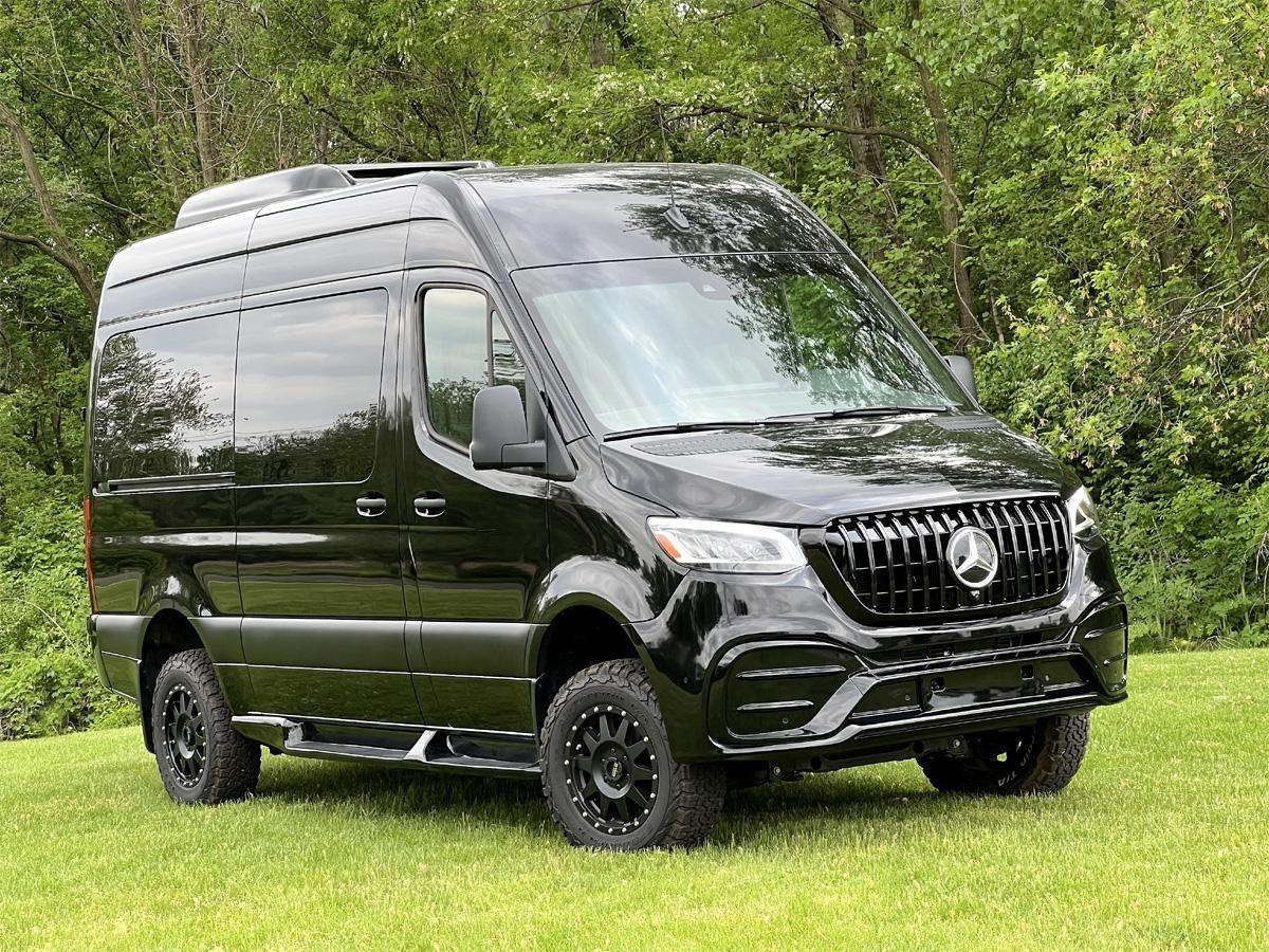 Mercedes-Benz Sprinter 2500 144-in. WB 2024