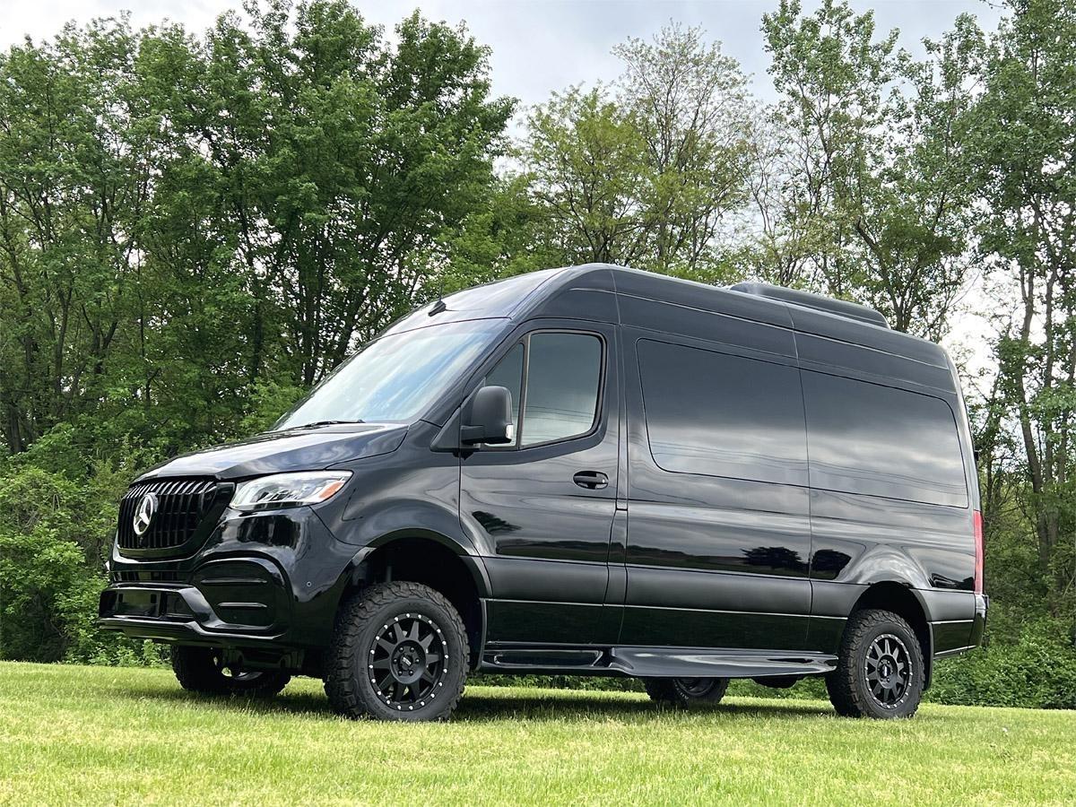 Mercedes-Benz Sprinter 2500 144-in. WB 2024