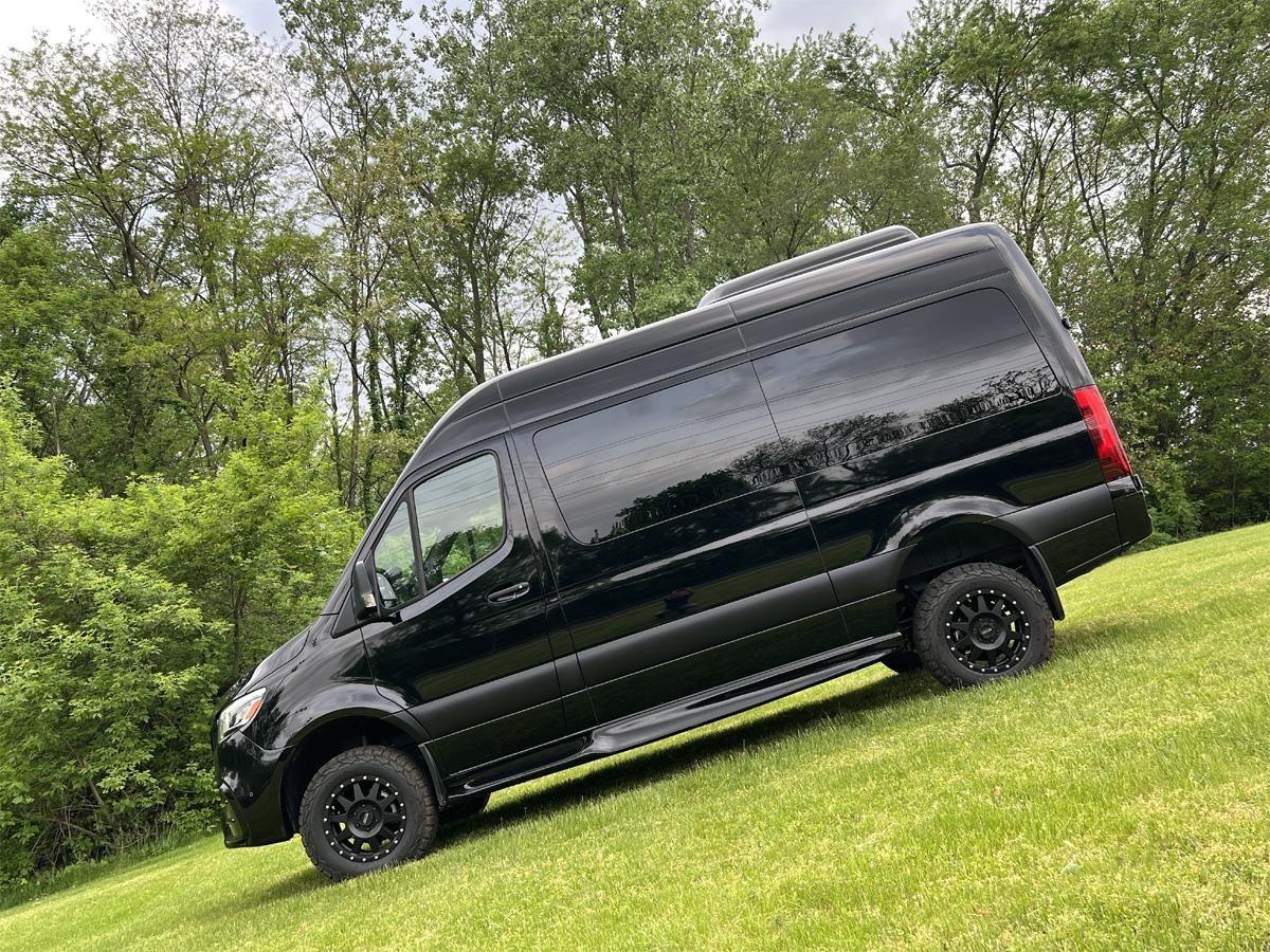 Mercedes-Benz Sprinter 2500 144-in. WB 2024