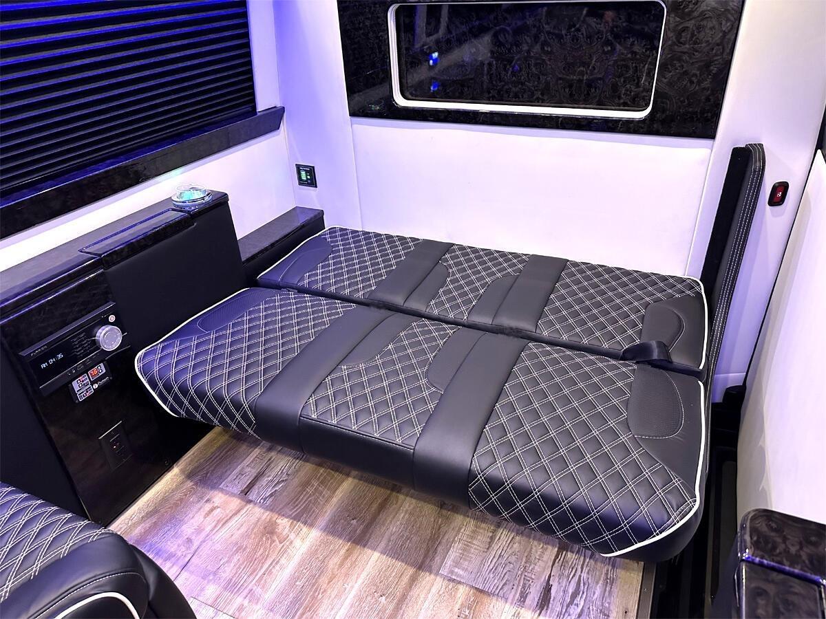Mercedes-Benz Sprinter 3500 XD 170-in. WB 2024